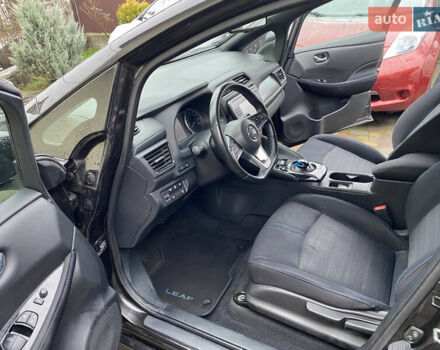 Черный Ниссан Лиф, объемом двигателя 0 л и пробегом 145 тыс. км за 12100 $, фото 15 на Automoto.ua