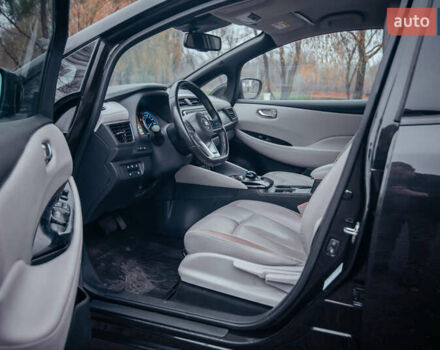 Черный Ниссан Лиф, объемом двигателя 0 л и пробегом 89 тыс. км за 13350 $, фото 19 на Automoto.ua