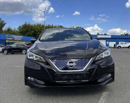 Чорний Ніссан Ліф, об'ємом двигуна 0 л та пробігом 111 тис. км за 12850 $, фото 1 на Automoto.ua