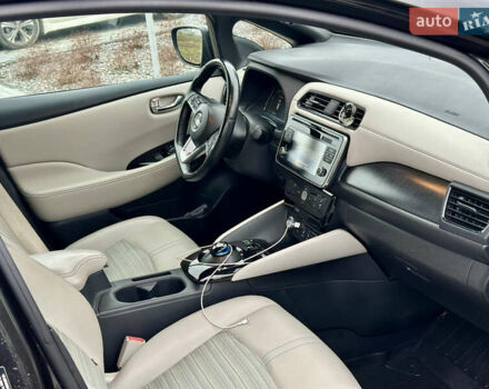 Чорний Ніссан Ліф, об'ємом двигуна 0 л та пробігом 96 тис. км за 11700 $, фото 16 на Automoto.ua