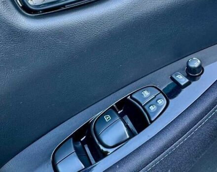 Черный Ниссан Лиф, объемом двигателя 0 л и пробегом 133 тыс. км за 11300 $, фото 44 на Automoto.ua