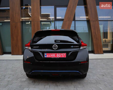 Черный Ниссан Лиф, объемом двигателя 0 л и пробегом 137 тыс. км за 12500 $, фото 7 на Automoto.ua