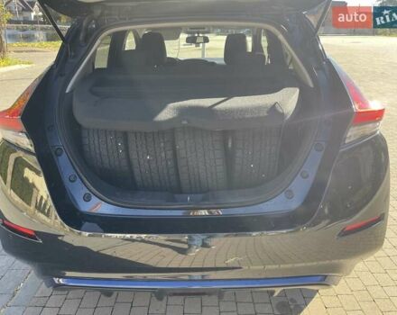 Черный Ниссан Лиф, объемом двигателя 0 л и пробегом 114 тыс. км за 12800 $, фото 26 на Automoto.ua