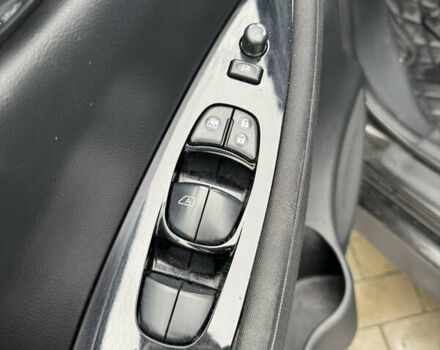 Черный Ниссан Лиф, объемом двигателя 0 л и пробегом 154 тыс. км за 10700 $, фото 14 на Automoto.ua