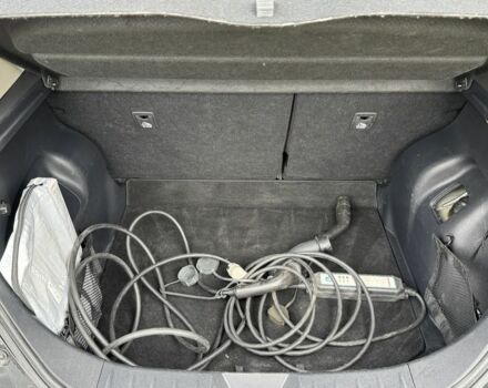 Черный Ниссан Лиф, объемом двигателя 0 л и пробегом 119 тыс. км за 12500 $, фото 21 на Automoto.ua