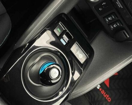 Черный Ниссан Лиф, объемом двигателя 0 л и пробегом 109 тыс. км за 13499 $, фото 3 на Automoto.ua