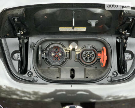 Черный Ниссан Лиф, объемом двигателя 0 л и пробегом 139 тыс. км за 16000 $, фото 1 на Automoto.ua