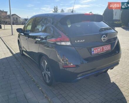 Черный Ниссан Лиф, объемом двигателя 0 л и пробегом 114 тыс. км за 12800 $, фото 3 на Automoto.ua