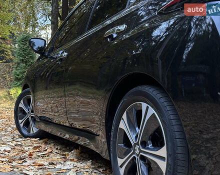 Черный Ниссан Лиф, объемом двигателя 0 л и пробегом 127 тыс. км за 12499 $, фото 12 на Automoto.ua