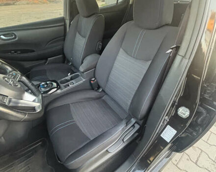 Чорний Ніссан Ліф, об'ємом двигуна 0 л та пробігом 90 тис. км за 11950 $, фото 12 на Automoto.ua