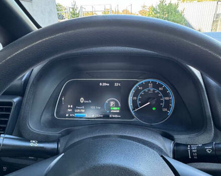 Черный Ниссан Лиф, объемом двигателя 0 л и пробегом 87 тыс. км за 15200 $, фото 5 на Automoto.ua