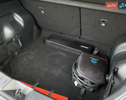 Черный Ниссан Лиф, объемом двигателя 0 л и пробегом 133 тыс. км за 12500 $, фото 48 на Automoto.ua