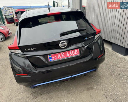 Черный Ниссан Лиф, объемом двигателя 0 л и пробегом 173 тыс. км за 11000 $, фото 6 на Automoto.ua