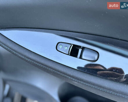 Черный Ниссан Лиф, объемом двигателя 0 л и пробегом 119 тыс. км за 11700 $, фото 45 на Automoto.ua