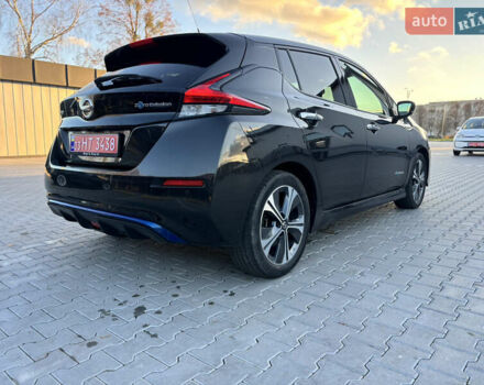 Черный Ниссан Лиф, объемом двигателя 0 л и пробегом 119 тыс. км за 11700 $, фото 11 на Automoto.ua