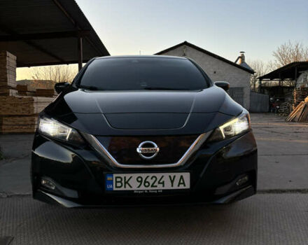 Черный Ниссан Лиф, объемом двигателя 0 л и пробегом 137 тыс. км за 11999 $, фото 7 на Automoto.ua