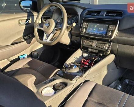 Чорний Ніссан Ліф, об'ємом двигуна 0 л та пробігом 153 тис. км за 14400 $, фото 18 на Automoto.ua