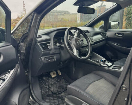 Черный Ниссан Лиф, объемом двигателя 0 л и пробегом 154 тыс. км за 10700 $, фото 15 на Automoto.ua