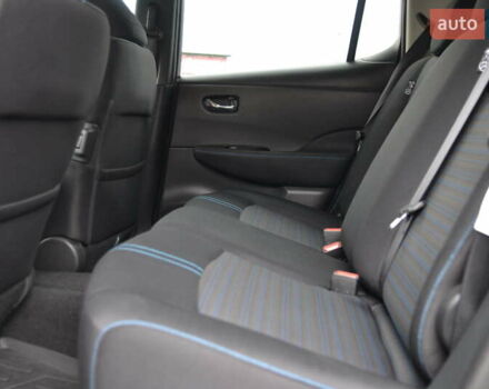 Черный Ниссан Лиф, объемом двигателя 0 л и пробегом 100 тыс. км за 11999 $, фото 15 на Automoto.ua