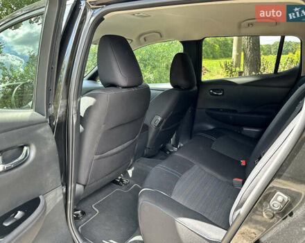 Черный Ниссан Лиф, объемом двигателя 0 л и пробегом 119 тыс. км за 13500 $, фото 38 на Automoto.ua