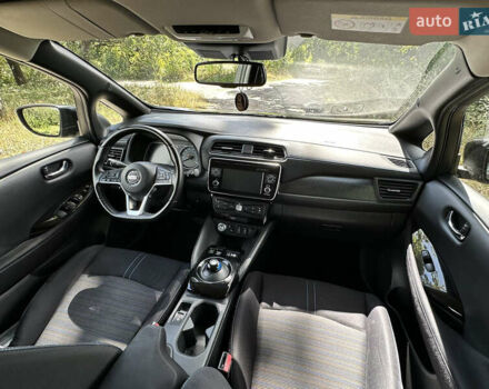 Черный Ниссан Лиф, объемом двигателя 0 л и пробегом 119 тыс. км за 13500 $, фото 21 на Automoto.ua