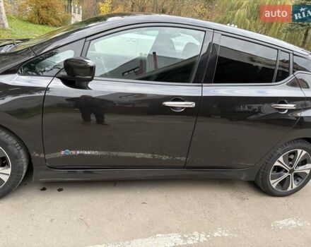 Чорний Ніссан Ліф, об'ємом двигуна 0 л та пробігом 148 тис. км за 12600 $, фото 7 на Automoto.ua