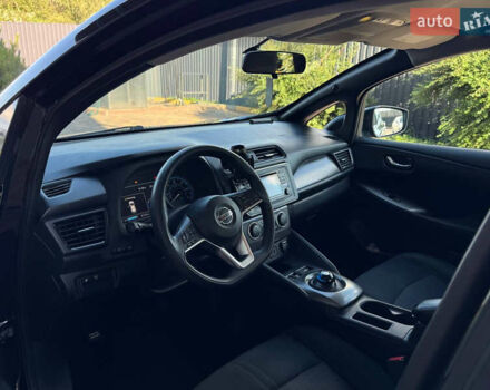 Черный Ниссан Лиф, объемом двигателя 0 л и пробегом 87 тыс. км за 15200 $, фото 3 на Automoto.ua