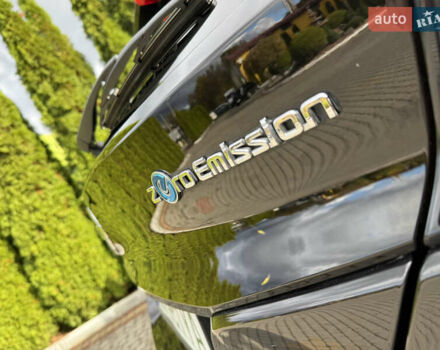 Черный Ниссан Лиф, объемом двигателя 0 л и пробегом 145 тыс. км за 11999 $, фото 57 на Automoto.ua