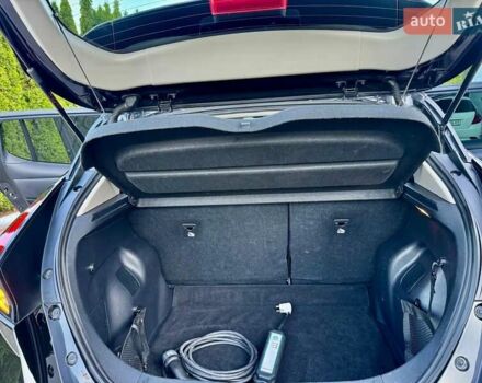 Черный Ниссан Лиф, объемом двигателя 0 л и пробегом 133 тыс. км за 11300 $, фото 34 на Automoto.ua