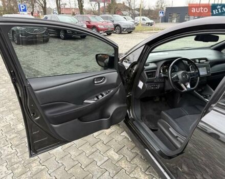 Черный Ниссан Лиф, объемом двигателя 0 л и пробегом 160 тыс. км за 11500 $, фото 23 на Automoto.ua