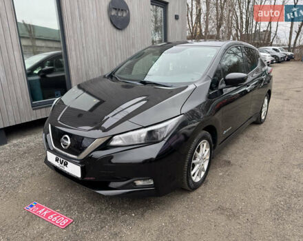 Черный Ниссан Лиф, объемом двигателя 0 л и пробегом 173 тыс. км за 11000 $, фото 1 на Automoto.ua