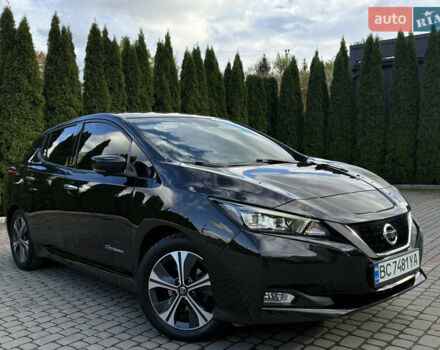 Черный Ниссан Лиф, объемом двигателя 0 л и пробегом 145 тыс. км за 11999 $, фото 1 на Automoto.ua