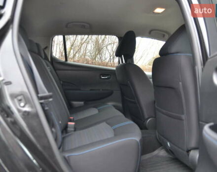 Черный Ниссан Лиф, объемом двигателя 0 л и пробегом 100 тыс. км за 11999 $, фото 17 на Automoto.ua