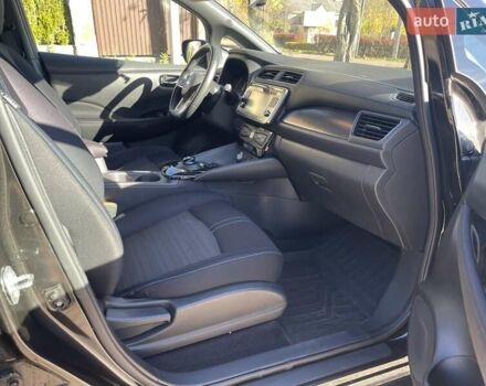 Черный Ниссан Лиф, объемом двигателя 0 л и пробегом 114 тыс. км за 12800 $, фото 20 на Automoto.ua