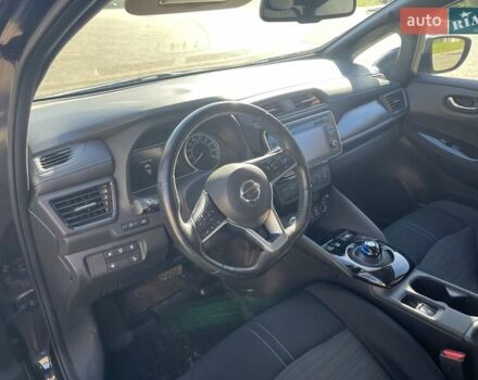 Черный Ниссан Лиф, объемом двигателя 0 л и пробегом 114 тыс. км за 12800 $, фото 11 на Automoto.ua