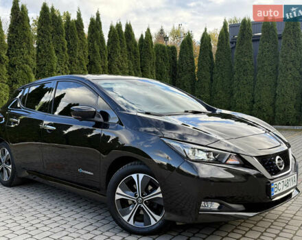 Черный Ниссан Лиф, объемом двигателя 0 л и пробегом 145 тыс. км за 11999 $, фото 5 на Automoto.ua