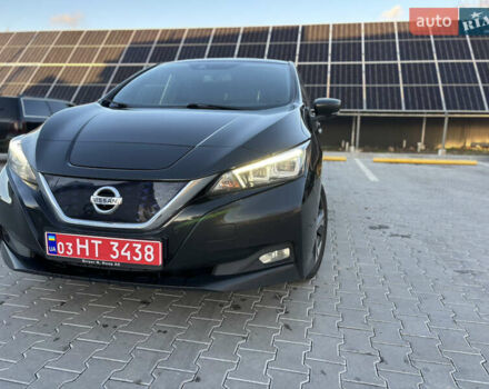 Черный Ниссан Лиф, объемом двигателя 0 л и пробегом 119 тыс. км за 11700 $, фото 3 на Automoto.ua