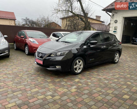 Черный Ниссан Лиф, объемом двигателя 0 л и пробегом 145 тыс. км за 12100 $, фото 2 на Automoto.ua