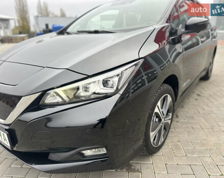 Черный Ниссан Лиф, объемом двигателя 0 л и пробегом 82 тыс. км за 11855 $, фото 3 на Automoto.ua