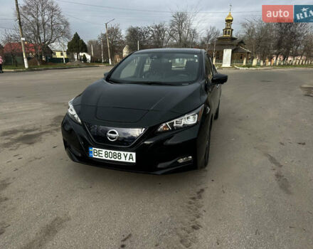 Черный Ниссан Лиф, объемом двигателя 0 л и пробегом 51 тыс. км за 13999 $, фото 7 на Automoto.ua