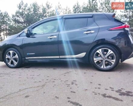 Чорний Ніссан Ліф, об'ємом двигуна 0 л та пробігом 155 тис. км за 12500 $, фото 12 на Automoto.ua