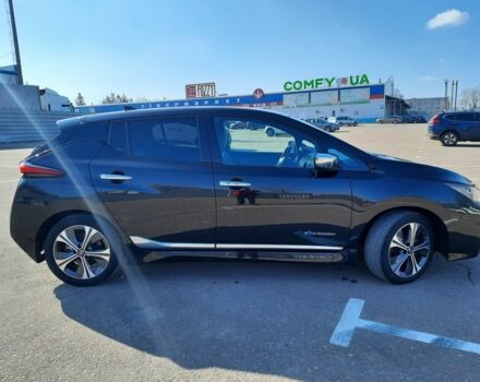 Черный Ниссан Лиф, объемом двигателя 0 л и пробегом 88 тыс. км за 14500 $, фото 4 на Automoto.ua