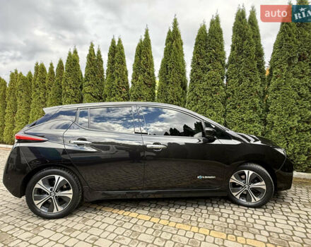 Черный Ниссан Лиф, объемом двигателя 0 л и пробегом 145 тыс. км за 11999 $, фото 44 на Automoto.ua