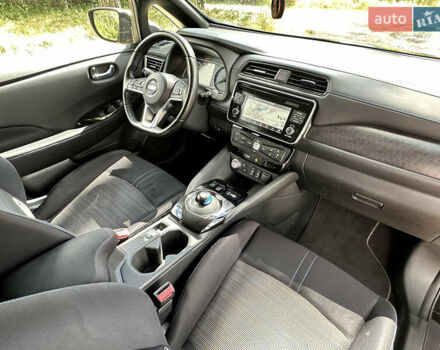 Черный Ниссан Лиф, объемом двигателя 0 л и пробегом 119 тыс. км за 13500 $, фото 30 на Automoto.ua