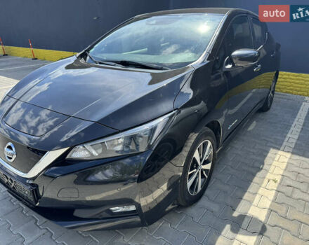 Чорний Ніссан Ліф, об'ємом двигуна 0 л та пробігом 95 тис. км за 13500 $, фото 1 на Automoto.ua