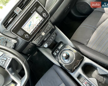 Черный Ниссан Лиф, объемом двигателя 0 л и пробегом 119 тыс. км за 13500 $, фото 22 на Automoto.ua