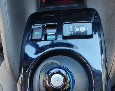 Чорний Ніссан Ліф, об'ємом двигуна 0 л та пробігом 145 тис. км за 14000 $, фото 9 на Automoto.ua