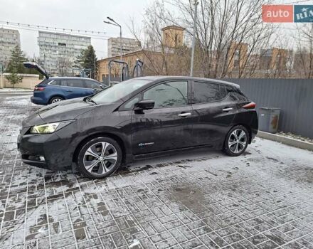 Черный Ниссан Лиф, объемом двигателя 0 л и пробегом 140 тыс. км за 13200 $, фото 7 на Automoto.ua