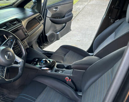 Черный Ниссан Лиф, объемом двигателя 0 л и пробегом 137 тыс. км за 11999 $, фото 14 на Automoto.ua