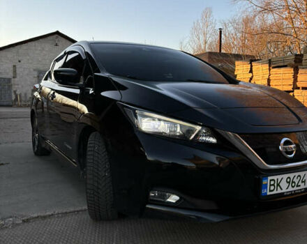 Черный Ниссан Лиф, объемом двигателя 0 л и пробегом 137 тыс. км за 11999 $, фото 5 на Automoto.ua